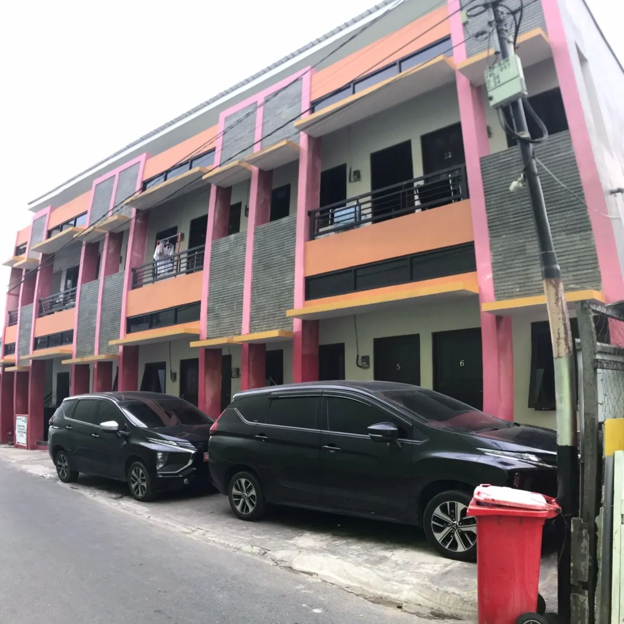 Kost Eksklusif Pria & Wanita Lantai Atas